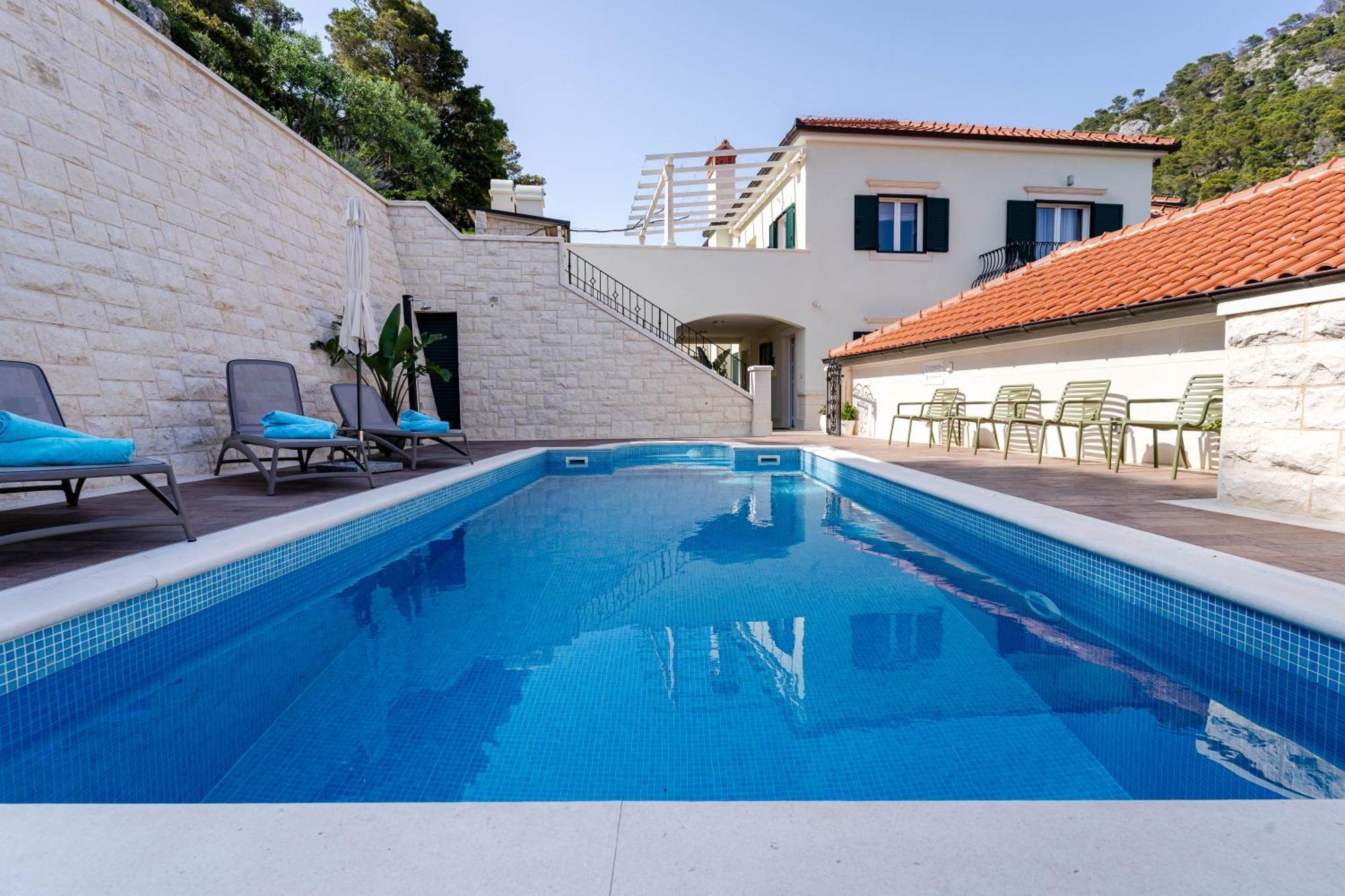 Kogo Apartment