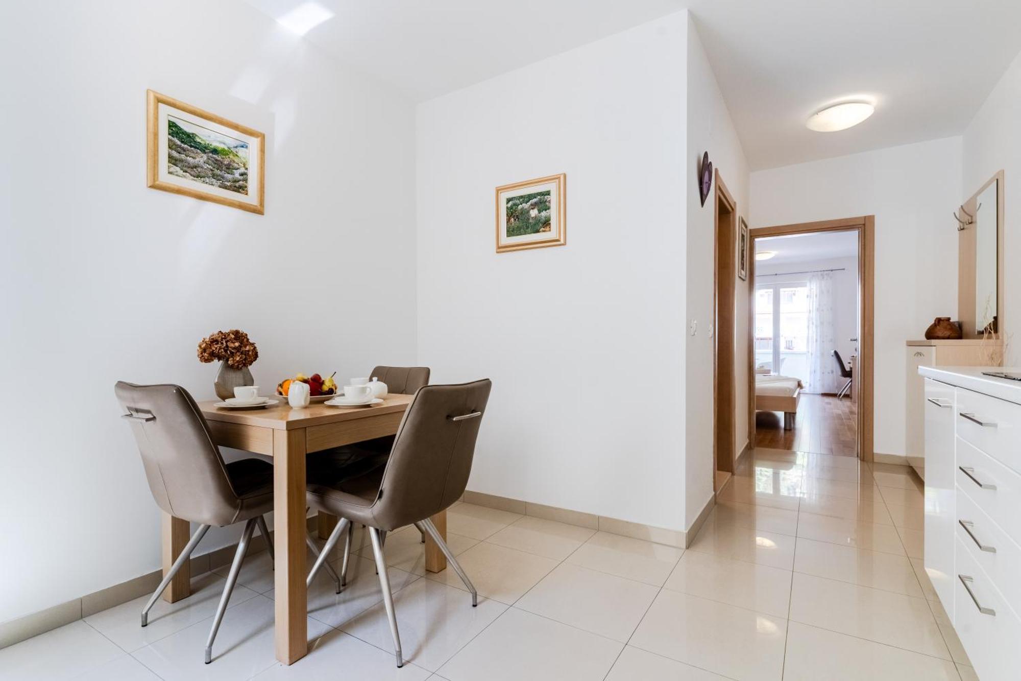 Kogo Apartment
